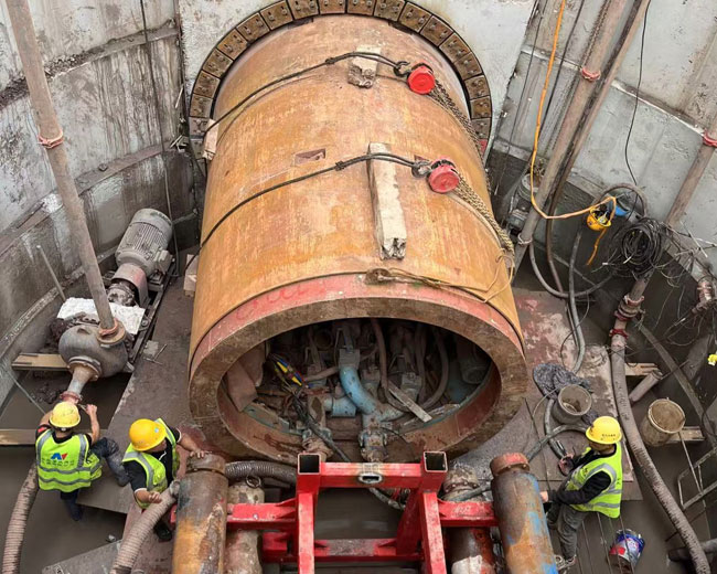 大學(xué)城金科廊橋工程  管徑DN2200